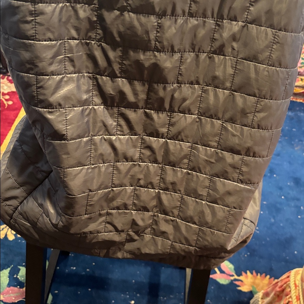Patagonia Black Quilted Vest - Picture 4 of 5